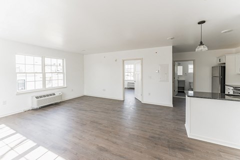 Floor plan for 1 bed, 1 bath, 792 sqft